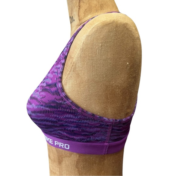 Nike Pro Purple Sports Bra EUC S - Picture 3 of 7